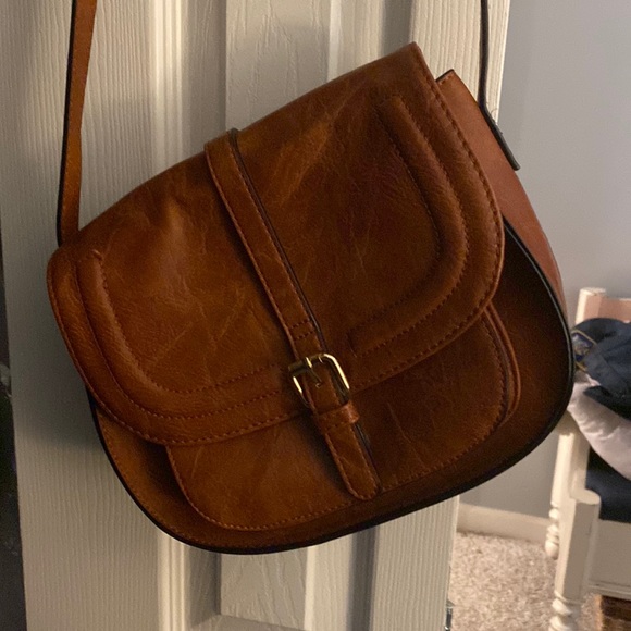 Chestnut cross body - Picture 2 of 12
